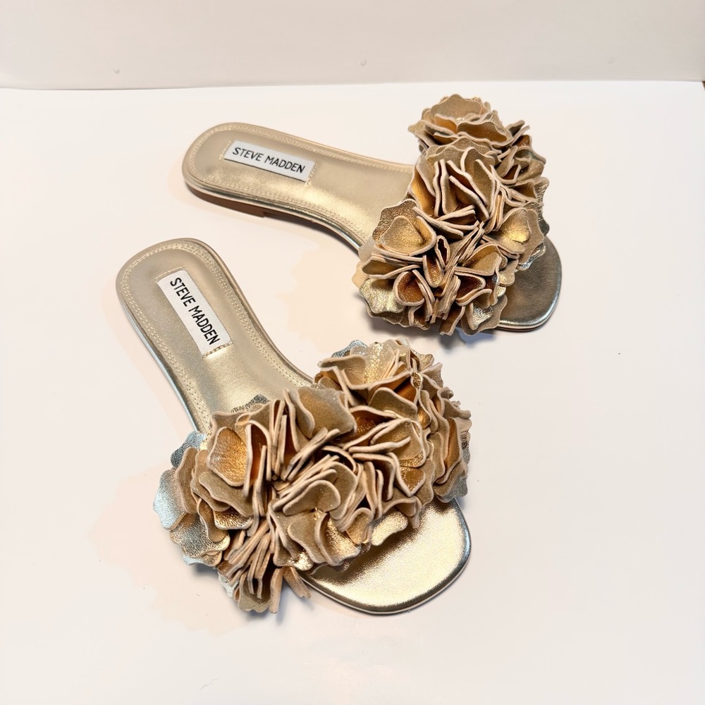 Steve Madden Gold Ruffled Sandals